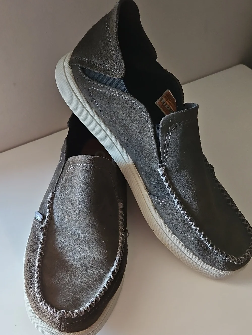 CUSHE MENS GRAY SUEDE EVO-LITE LOAFERS SZ 8